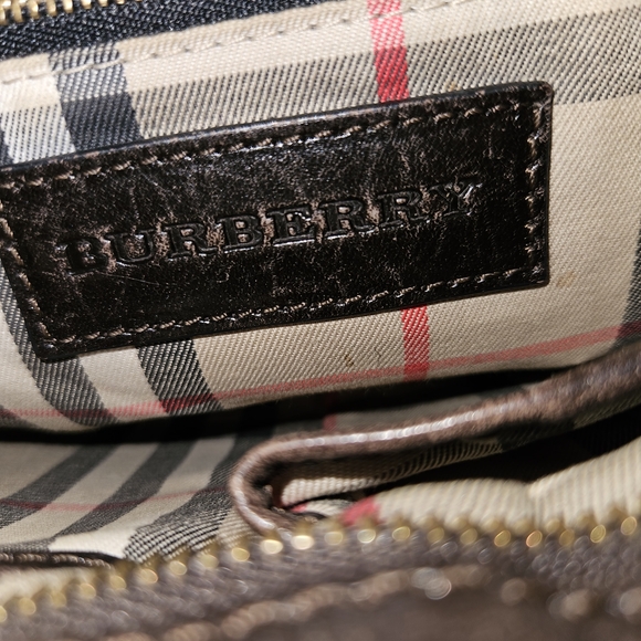 Burberry Brown Leather Crossbody Bag with Adjustable Strap - Picture 7 of 9